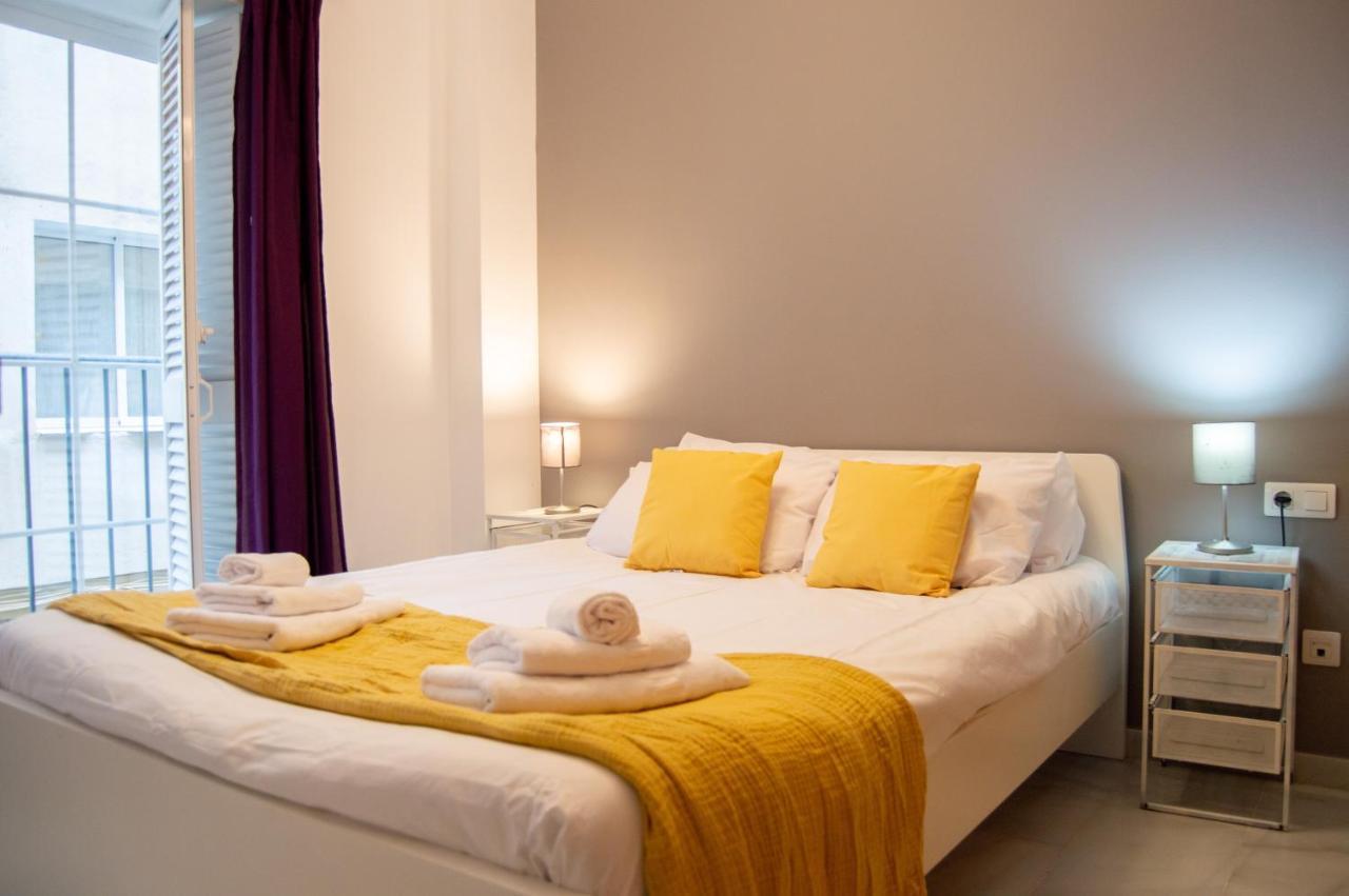 Novam Apartament Malaga Exterior photo