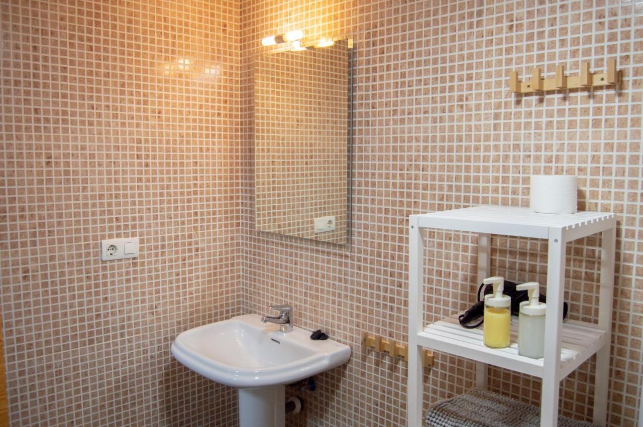 Novam Apartament Malaga Exterior photo